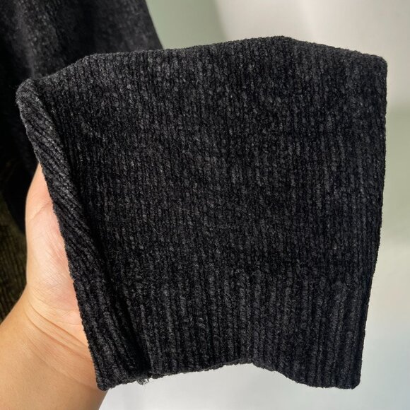 VERSACE Jeans Couture Women's  Black Yellow Turtle Neck Sweater Size Medium - Picture 9 of 9